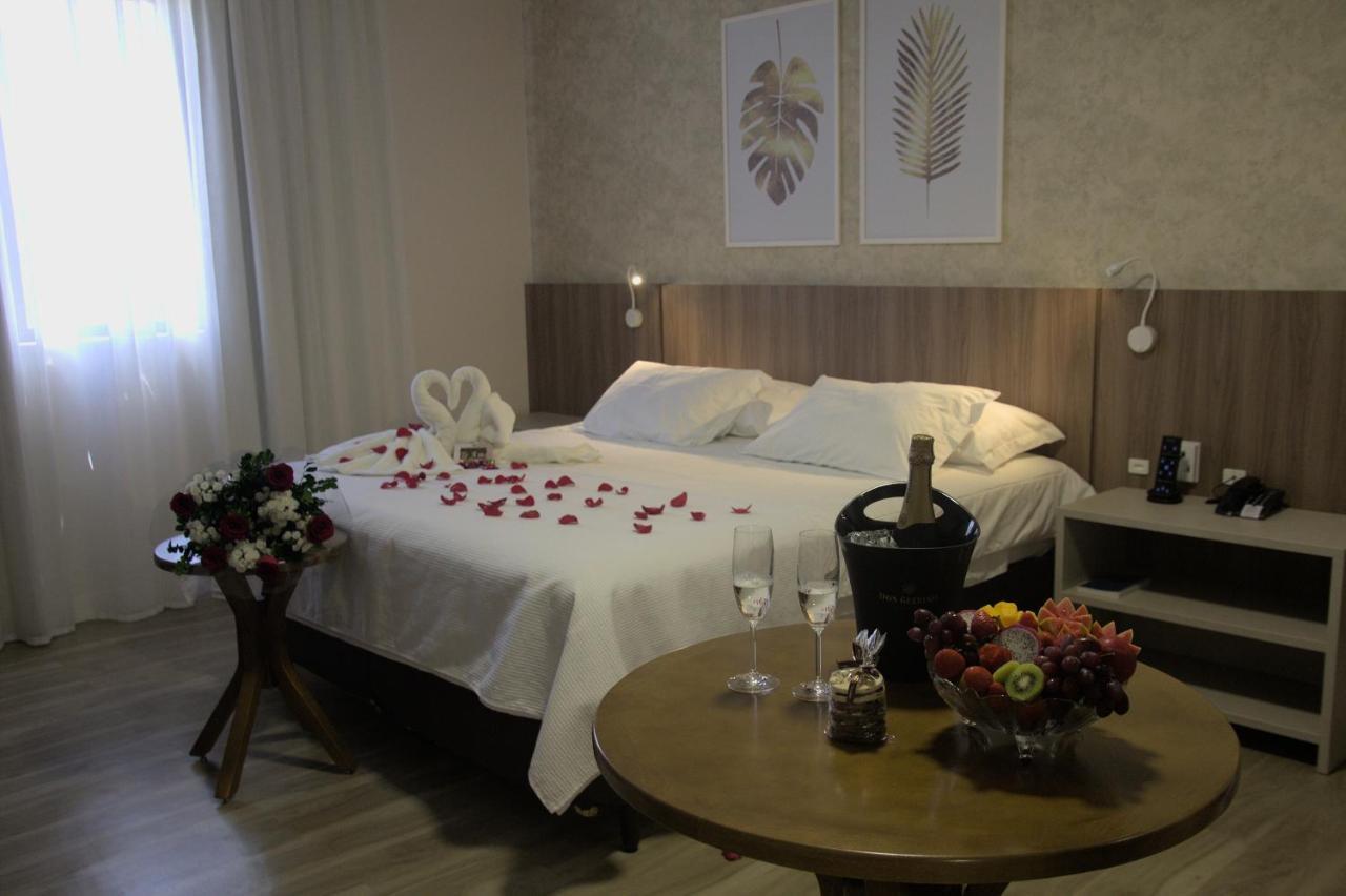 Lefel Hotel เซาเบนโตโดซูล ภายนอก รูปภาพ